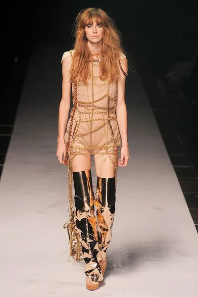Look 38